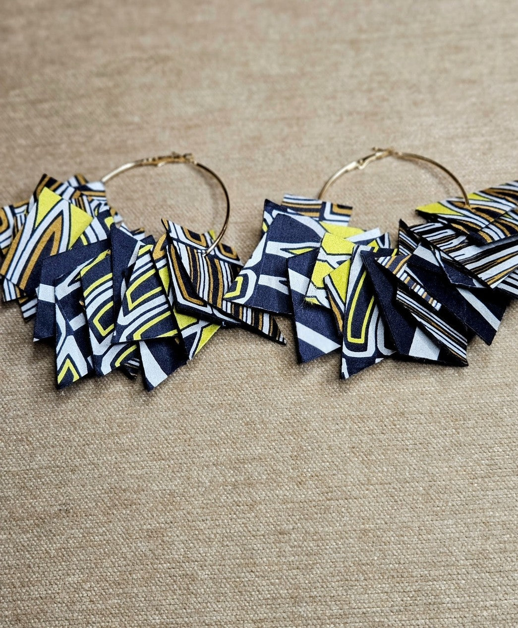 Silk Press Sojourn Move around Earring