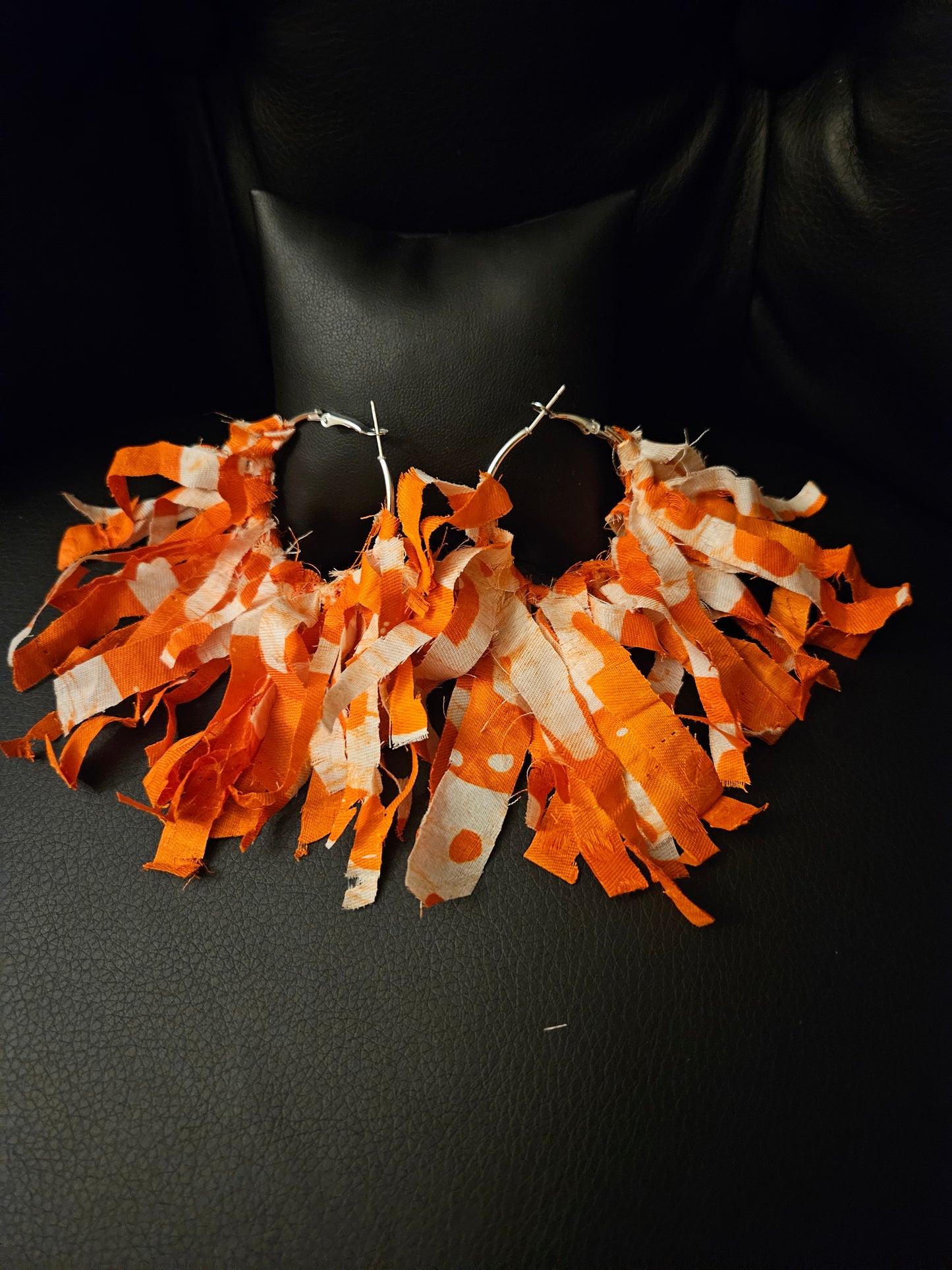 Handmade Design Earring: Orange Cream Confetti