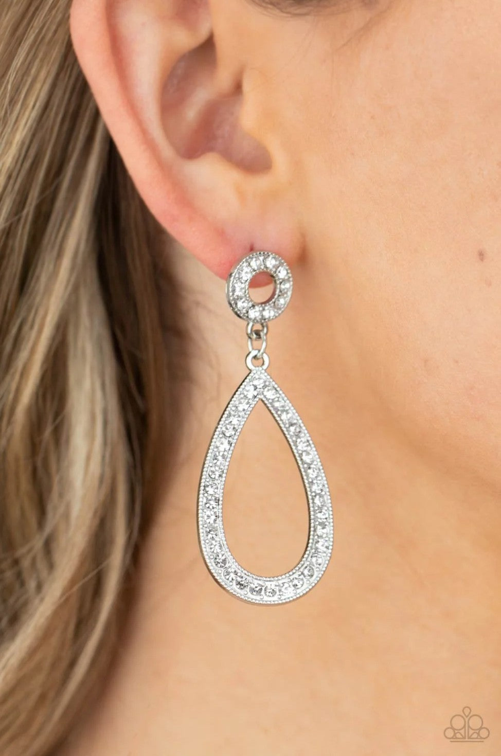Regal Revival" White Post Earrings