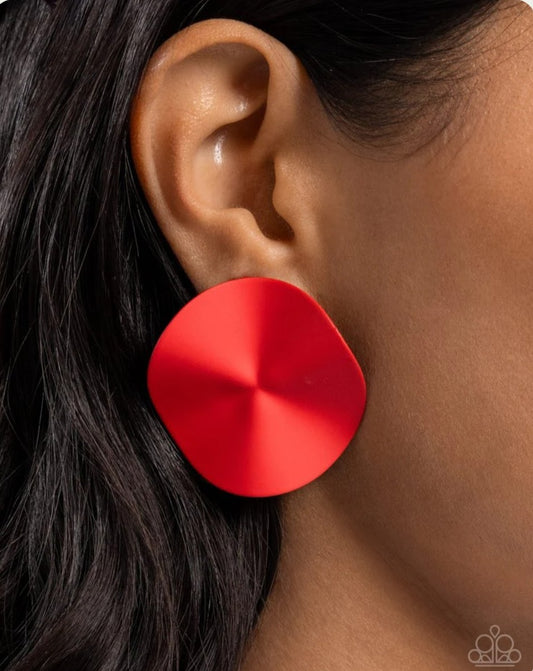 MOODY MASTERPIECE Red Earring