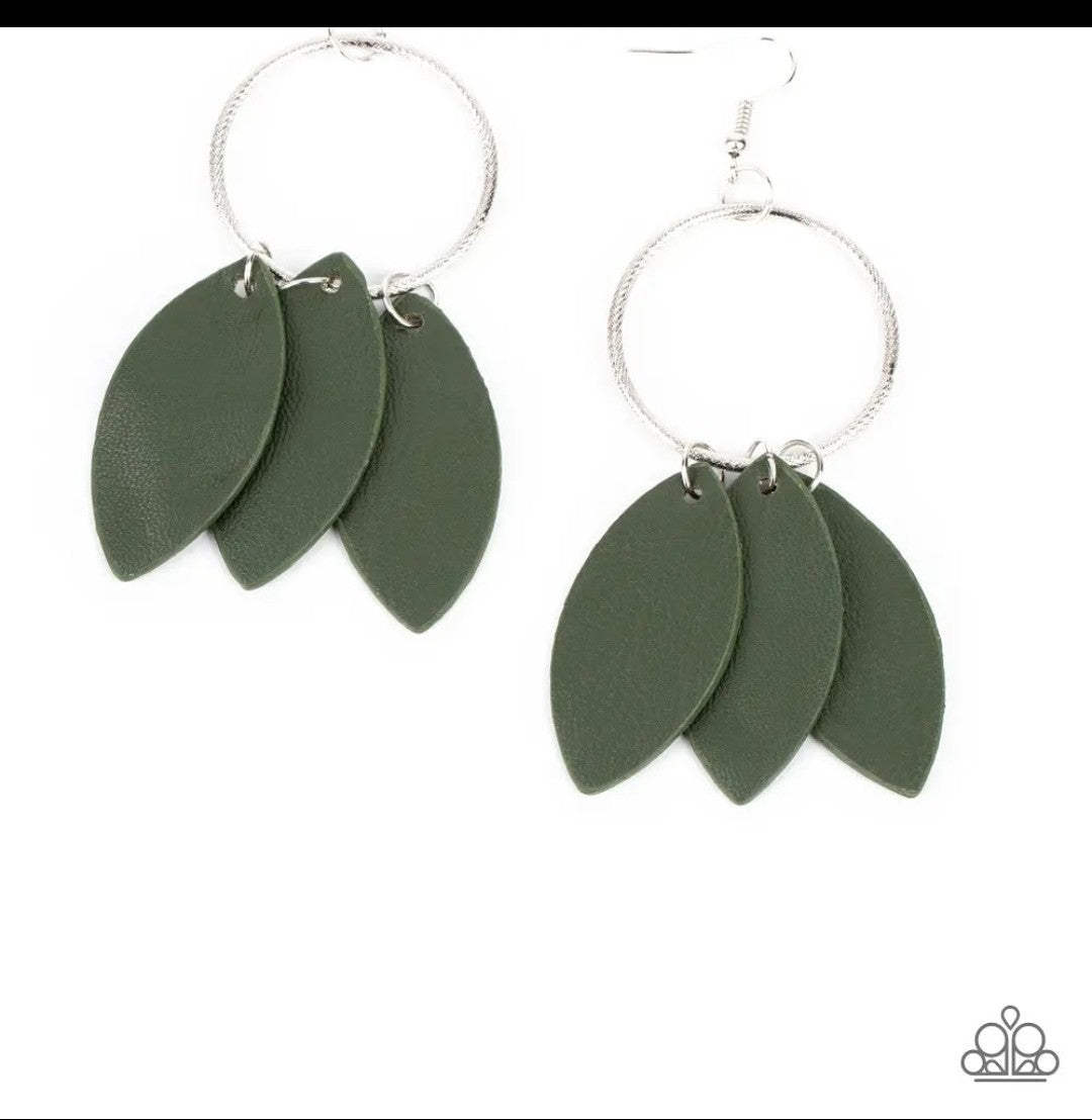 Leafy Laguna - Green Earrings