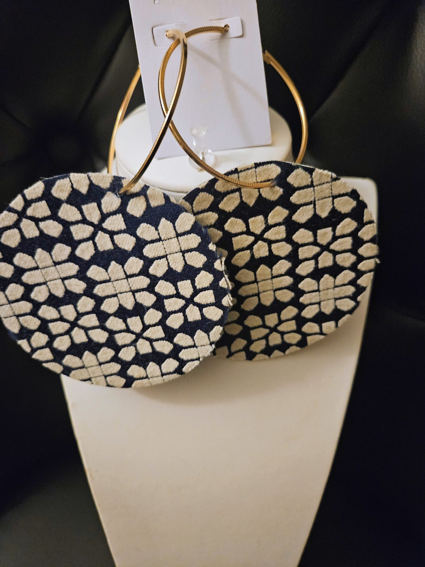 Around Winter Blue Earring