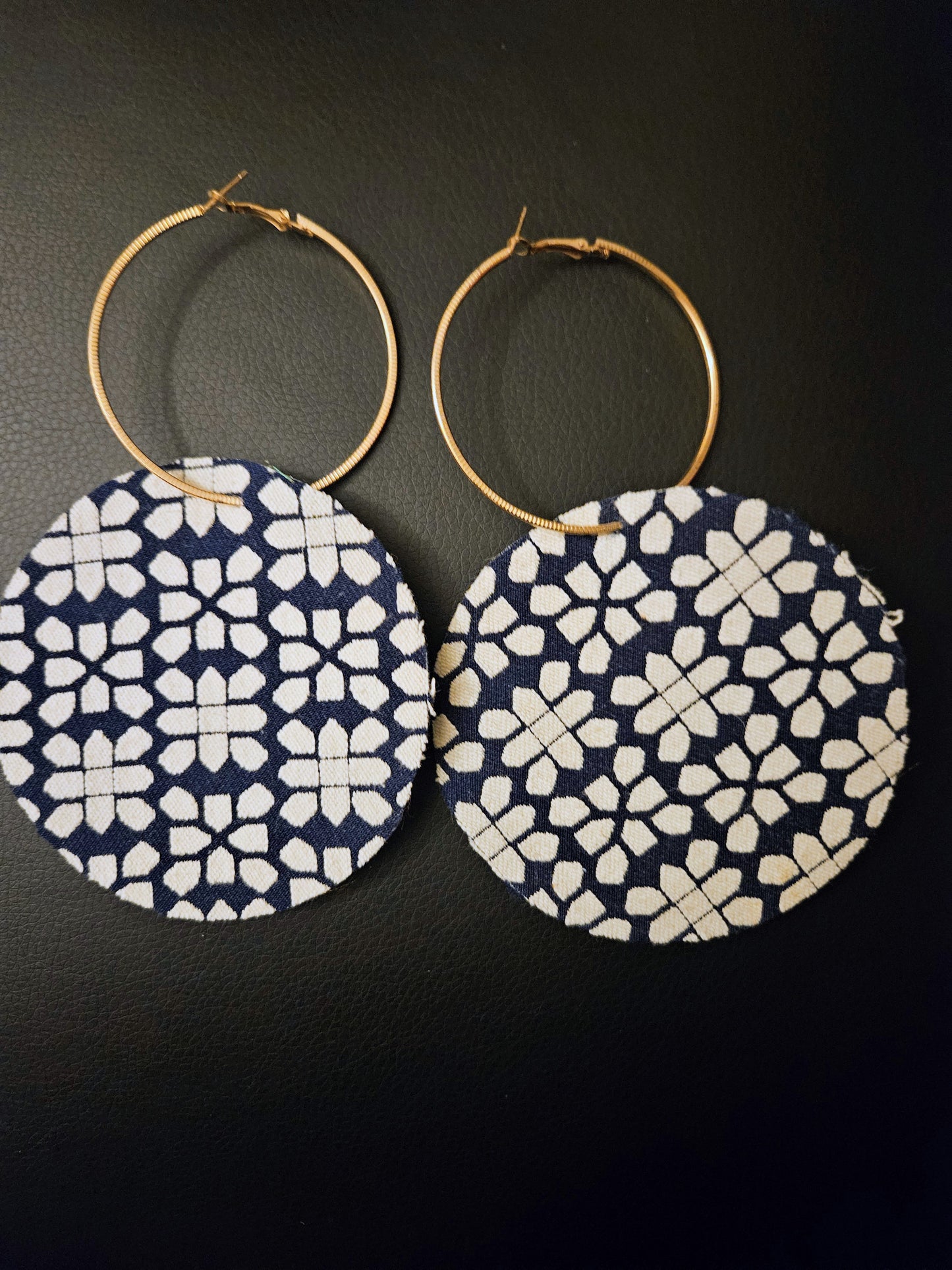 Around Winter Blue Earring