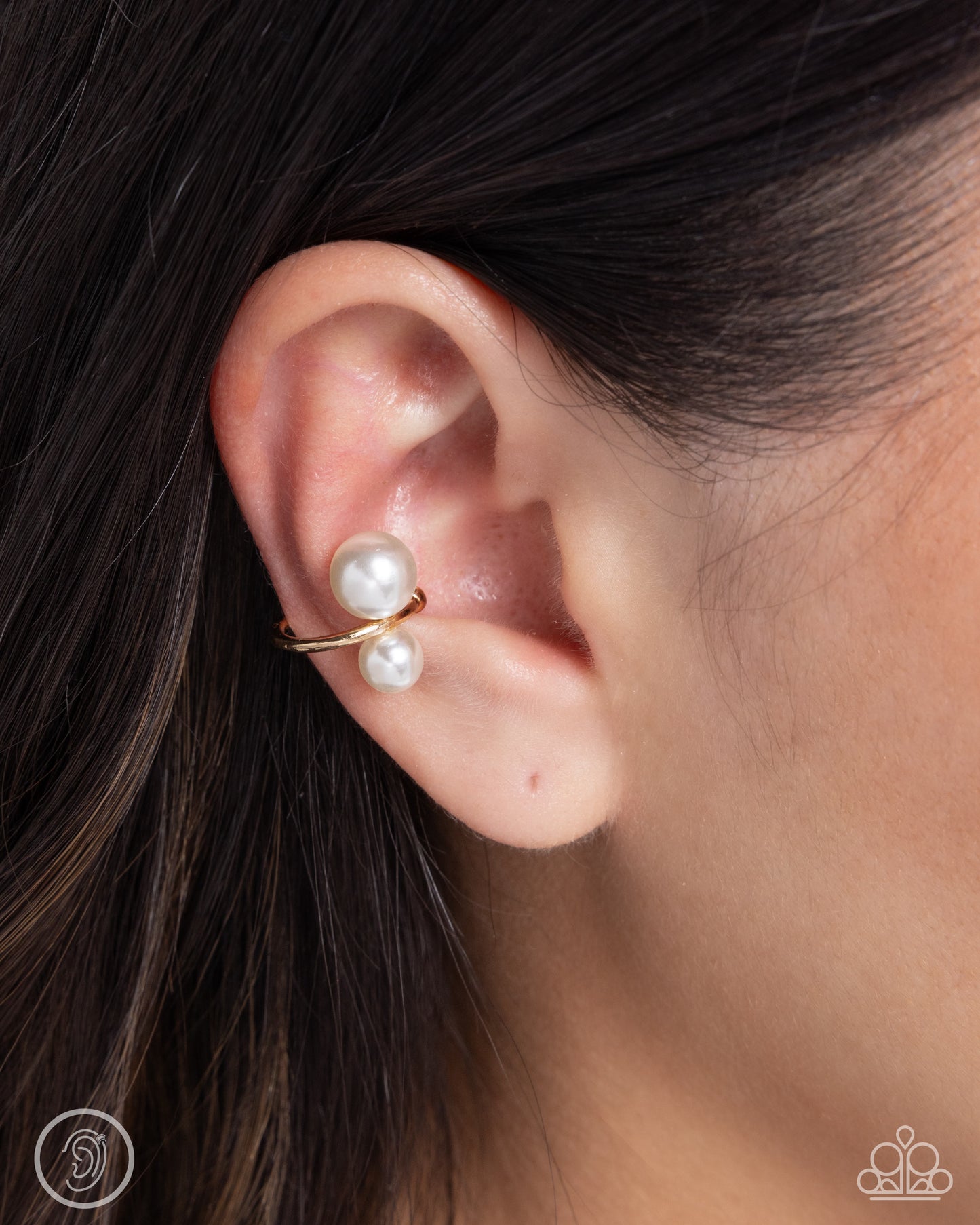 Elegant Emblem - Gold Ear Cuff Earring