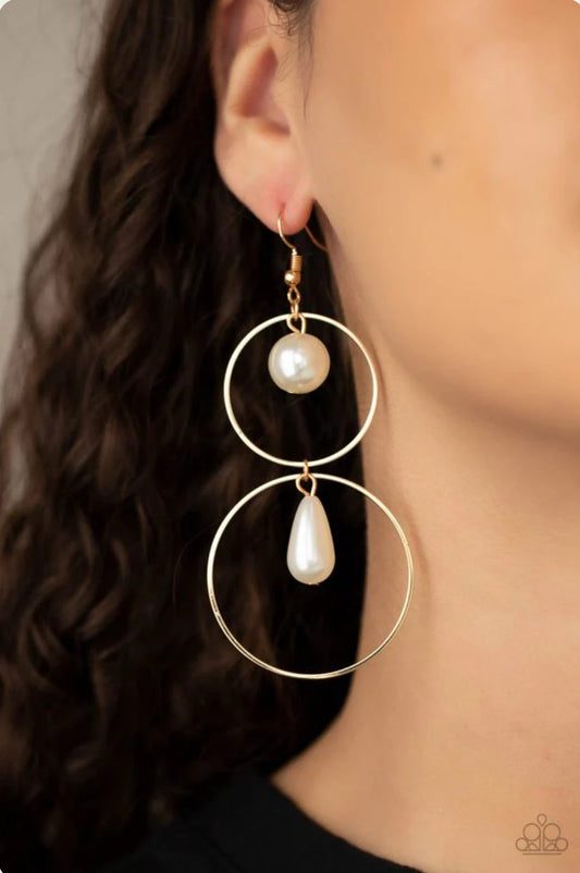 Cultured in Couture - Gold Earring