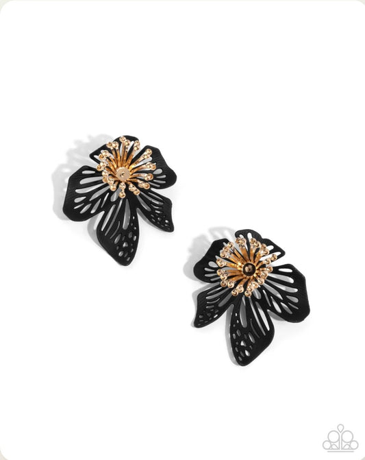 Wonderland Wallflower - Black Earring