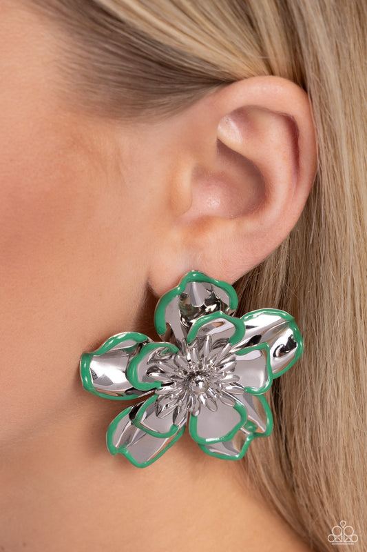 Merry Model Green Earring